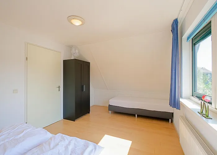 Noorderzon Holiday home *